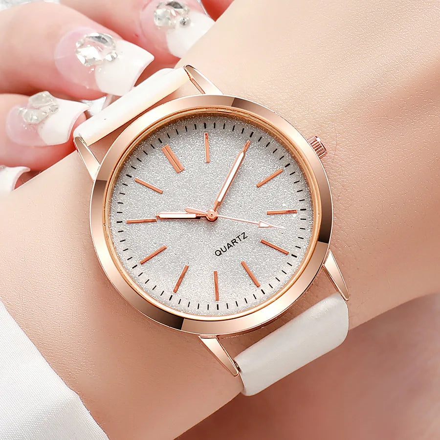 Women's Fashion Quartz Watch – 38mm Numberless Dial, Leather Band