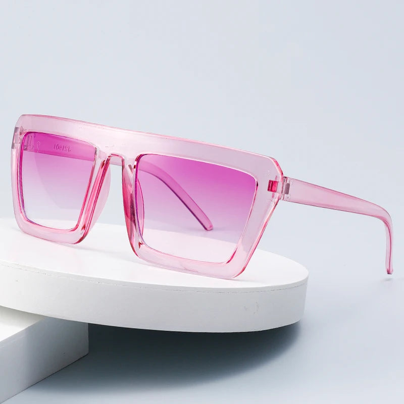 Unisex Trendy Square Sunglasses – Gradient Lenses, Plastic Frame