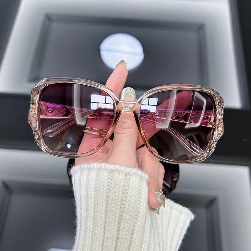 OPSKJK Women's Square Mirror Sunglasses – Classic Outdoor Fashion Eyewear